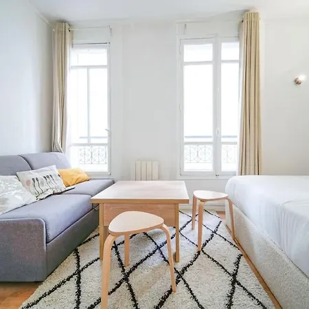 Studio Buttes-chaumont - Hautpoul - V *